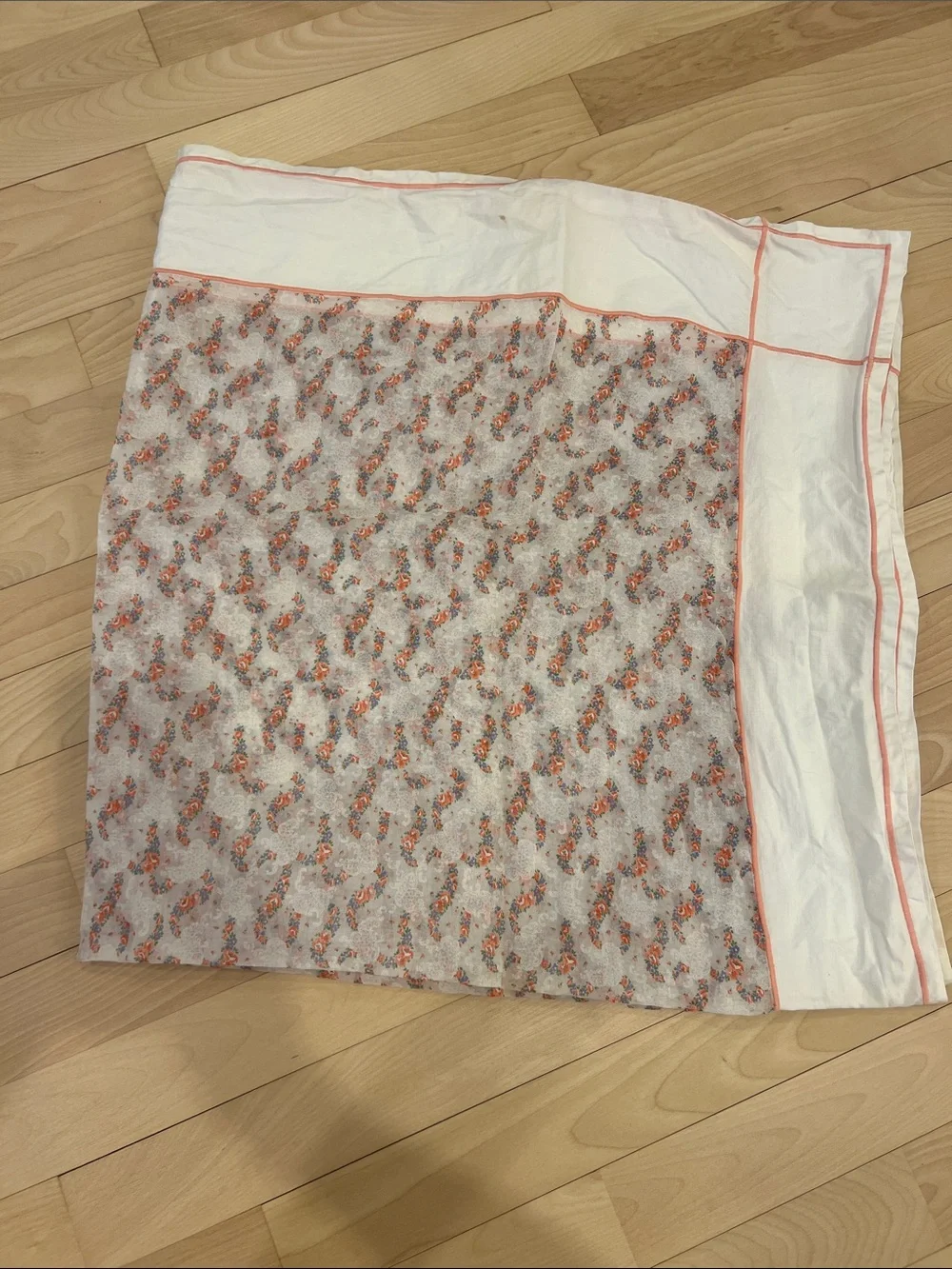 Vintage 1950s Pink Floral Block Print 42” Tablecloth Set 6 Matching Napkins